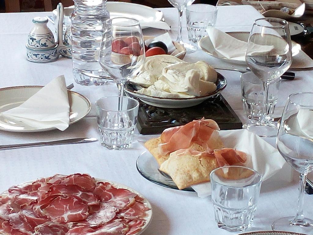 Podere Schioppello Casale Con Appartamenti Privati Cibottola Zewnętrze zdjęcie